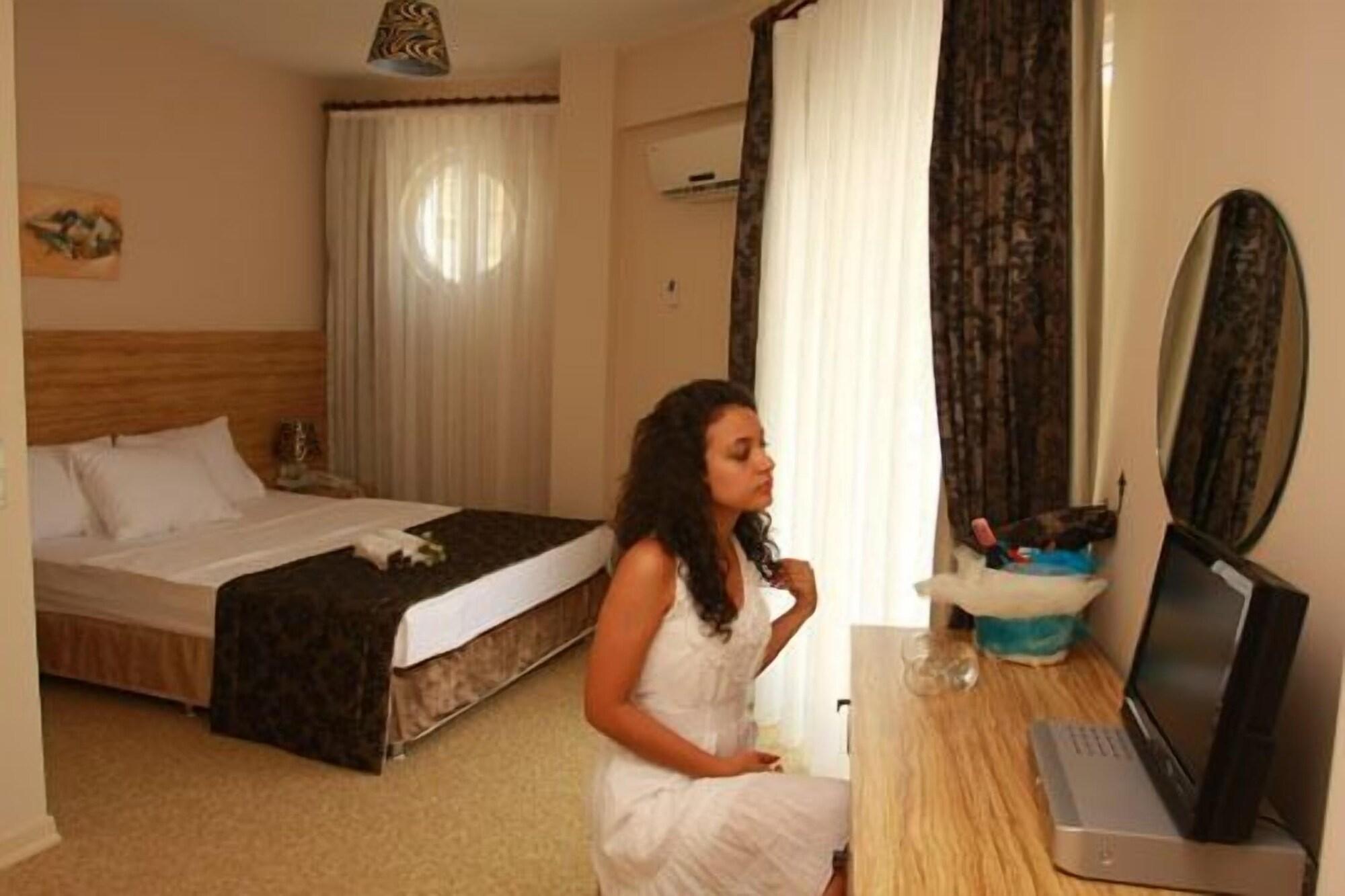 Nevada Hotel & Spa 페티예 외부 사진